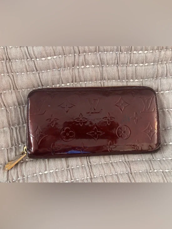 Louis Vuitton Vernis Patent Zippy Wallet - Amarante - Picture 3 of 10